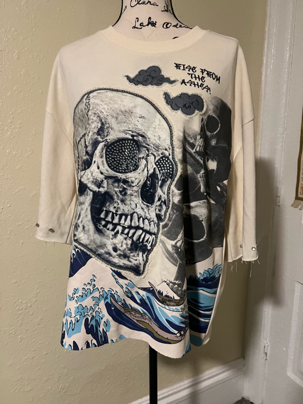 BLEECKER & MERCE GraphicSkull & Wave Tee - Rhinestone Details L